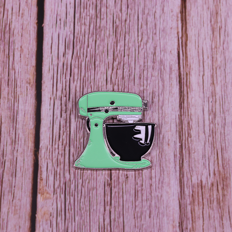 Mint green kitchen mixer badge - Kitchen Baking Game recension och pris